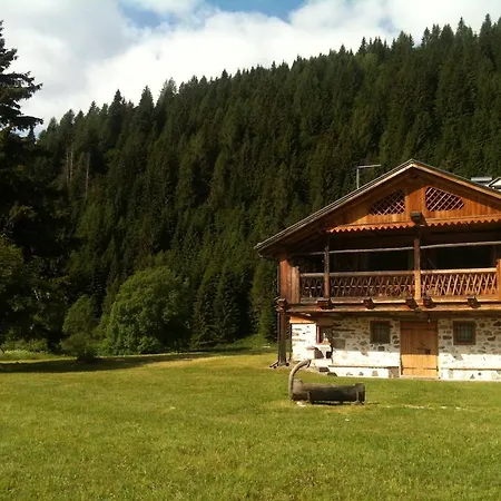 Chalet Tabia Al Di La De L'aiva