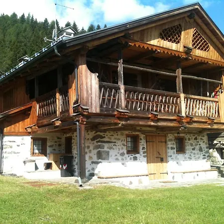 Chalet Tabia Al Di La De L'aiva *