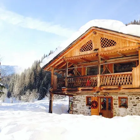 Tabia Al Di La De L'aiva Chalet